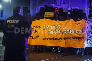 1419036154-antiracists-outnumber-neonazis-in-protest-marches-in-berlin_6513787